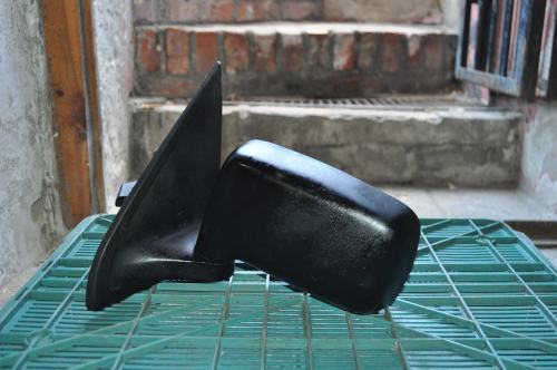 Ford - Fiesta - 3 drzwi - (1988 - 1994) - Lusterka / Lewe ręczne wewnętrznie regulowane