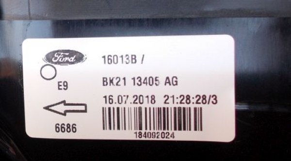 Ford - Transit - Custom - (2012-) - Oświetlenie / Lampa tylna lewa