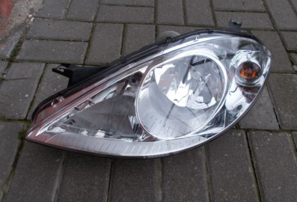 Mercedes-Benz - A-Klasa - W169 - 5 drzwi - (2004 - 2008) - Oświetlenie / Lampa przednia lewa