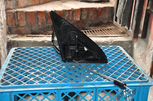 Ford - Focus - 5 drzwi - (2001 - 2004) - Lusterka / Lewe ręczne wewnętrznie regulowane