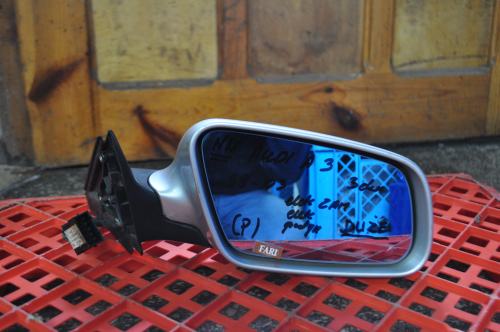 Audi - A3 - 3 drzwi - (2000 - 2003) - Lusterka /  Prawe elektryczne