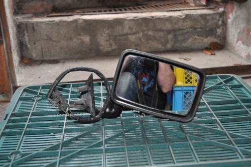 Volkswagen - Polo - (1990 - 1994) - Lusterka / Prawe ręczne wewnętrznie regulowane