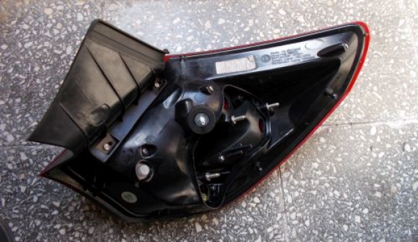 Opel - Astra - J - 3 drzwi - (2012-) - Oświetlenie / Lampa tylna lewa