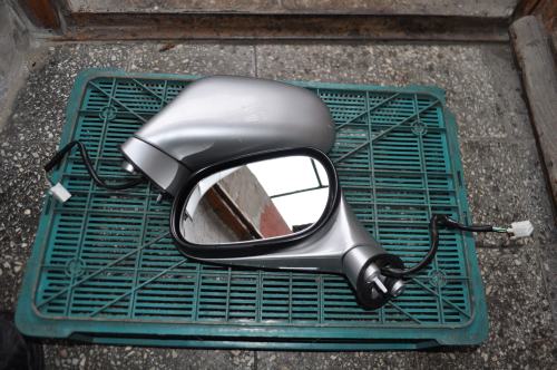 Mitsubishi - Carisma - (1999 - 2004) - Lusterka /  Lewe elektryczne