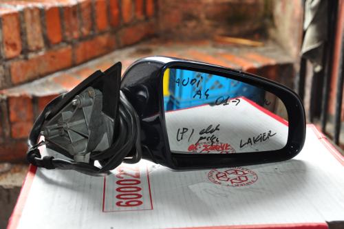 Audi - A4 - (2001 - 2004) - Lusterka /  Prawe elektryczne