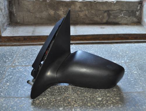 Ford - Mondeo - 5 drzwi - (1996 - 2000) - Lusterka / Lewe ręczne wewnętrznie regulowane