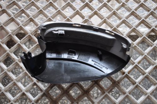 Volkswagen - Golf VI - 5 drzwi - (2008 - 2012) - Lusterka / Kierunkowskaz w lusterku prawy