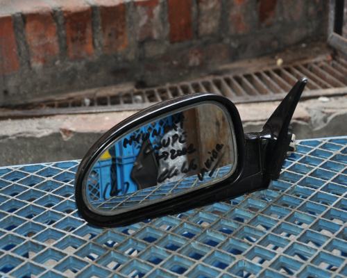 Hyundai - Coupe - (1999 - 2002) - Lusterka /  Lewe elektryczne