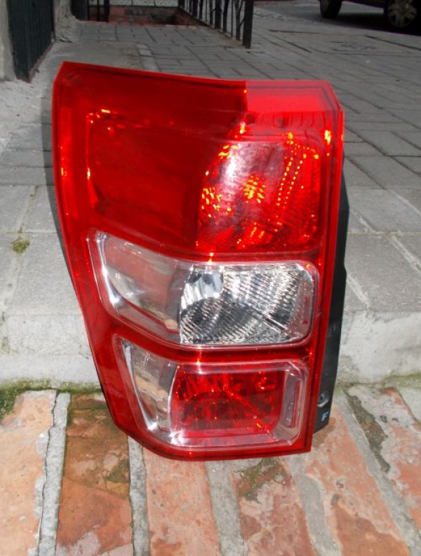 Suzuki - Vitara Grand - 5 drzwi - (2008 - 2012) - Oświetlenie / Lampa tylna lewa