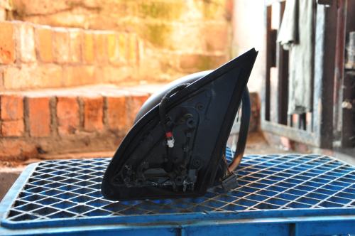 Nissan - Qashqai - (2010 - 2013) - Lusterka /  Prawe elektryczne