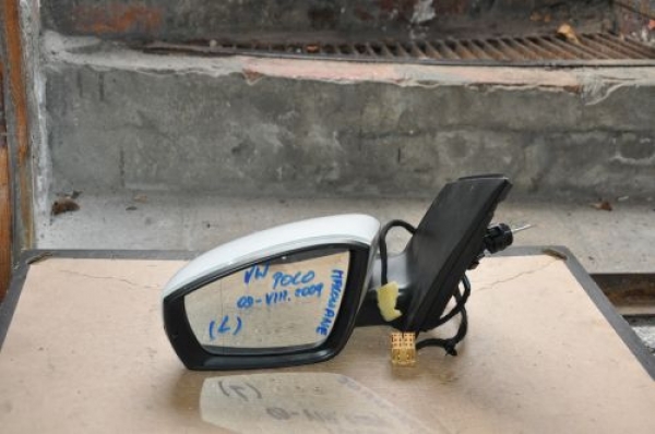 Volkswagen - Polo - 5 drzwi - (2009 - 2014) - Lusterka / Lewe ręczne wewnętrznie regulowane