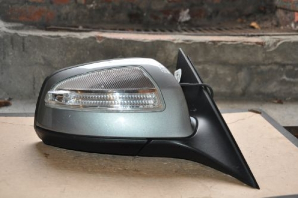 Mercedes-Benz - C-Klasa - S204 - Kombi - (2007 - 2011) - Lusterka /  Prawe elektryczne