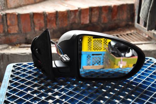 Nissan - Qashqai - (2007 - 2010) - Lusterka /  Prawe elektryczne