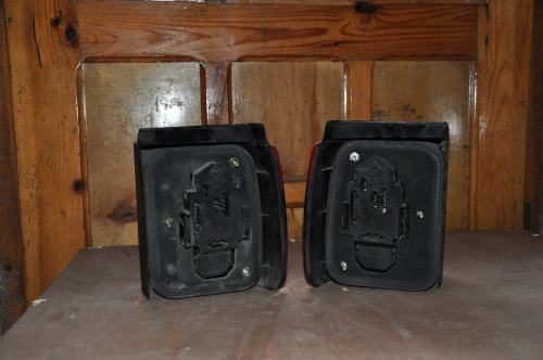 Volkswagen - Passat - Kombi - (1993 - 1997) - Oświetlenie / Lampa tylna lewa