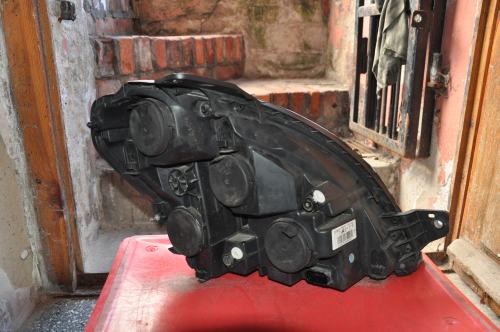 Iveco - Turbo Daily - (2006 - 2011) - Oświetlenie / Lampa przednia lewa