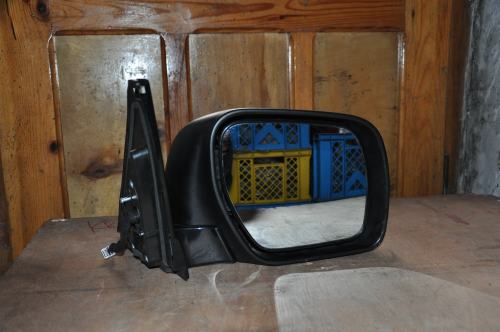 Mitsubishi - Pajero - 5 drzwi - (2006 - 2012) - Lusterka /  Prawe elektryczne