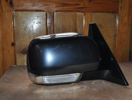 Mitsubishi - Pajero - 5 drzwi - (2006 - 2012) - Lusterka /  Prawe elektryczne