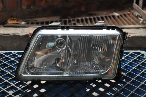 Audi - A3 - 3 drzwi - (1996 -2000) - Oświetlenie / Lampa przednia lewa