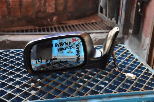 Toyota - Avensis - 5 drzwi - (2003 - 2006) - Lusterka /  Lewe elektryczne