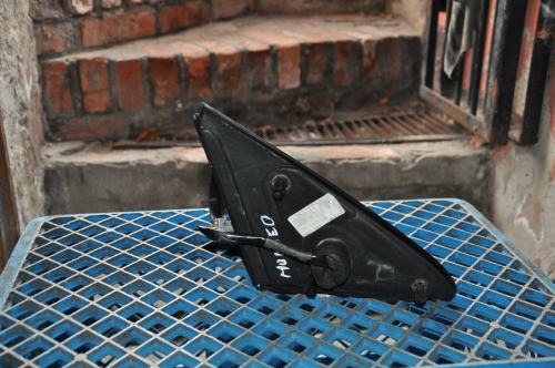 Ford - Mondeo - 5 drzwi - (2000 - 2003) - Lusterka /  Lewe elektryczne