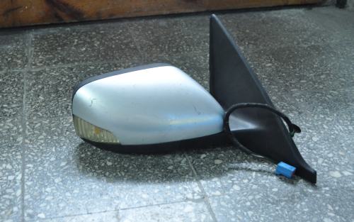 Volvo - V 50 - Kombi - (2004 - 2007) - Lusterka /  Prawe elektryczne