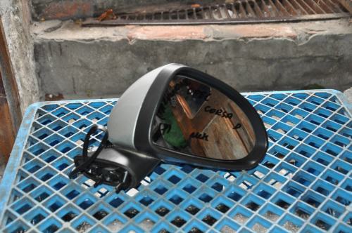 Opel - Corsa - D - 5 drzwi - (2011 - 2014) - Lusterka /  Prawe elektryczne