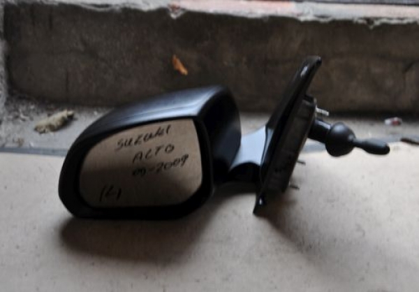 Suzuki - Alto - 5 drzwi - (2009-) - Lusterka / Lewe ręczne wewnętrznie regulowane