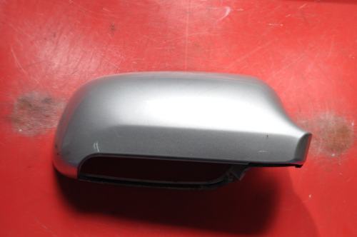 Audi - A8 - (1999 - 2002) - Lusterka / Obudowa strona prawa