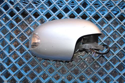 Volkswagen - New Beetle - Cabrio - (2005 - 2010) - Lusterka /  Prawe elektryczne