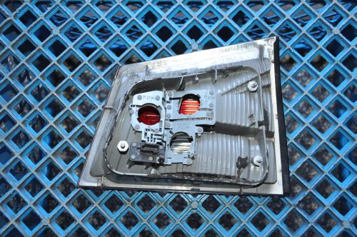 Opel - Vectra - C - Kombi - (2003 - 2005) - Oświetlenie / Lampa tylna lewa wewnętrzna