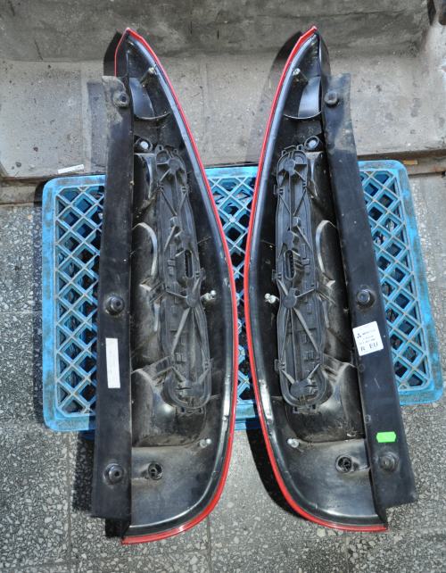 Mitsubishi - Colt - 5 drzwi - (2004 - 2008) - Oświetlenie / Lampa tylna  prawa