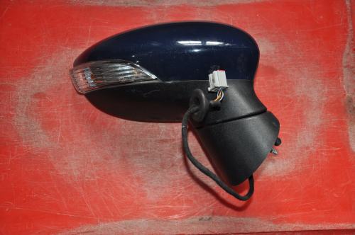 Ford - Fiesta - 5 drzwi - (2008 - 2013) - Lusterka /  Prawe elektryczne