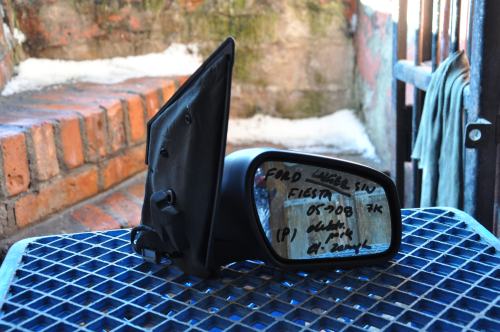 Ford - Fiesta - 5 drzwi - (2005 - 2008) - Lusterka /  Prawe elektryczne