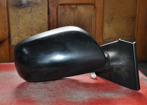 Toyota - Yaris - 5 drzwi - (2009 - 2011) - Lusterka /  Prawe elektryczne