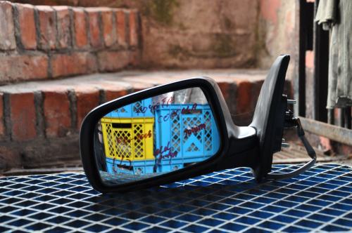 Toyota - Corolla - 4 drzwi - (2004 - 2007) - Lusterka /  Lewe elektryczne