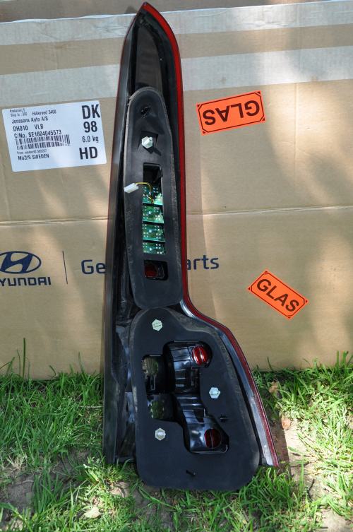 Volvo - V 50 - Kombi - (2007 - 2012) - Oświetlenie / Lampa tylna lewa