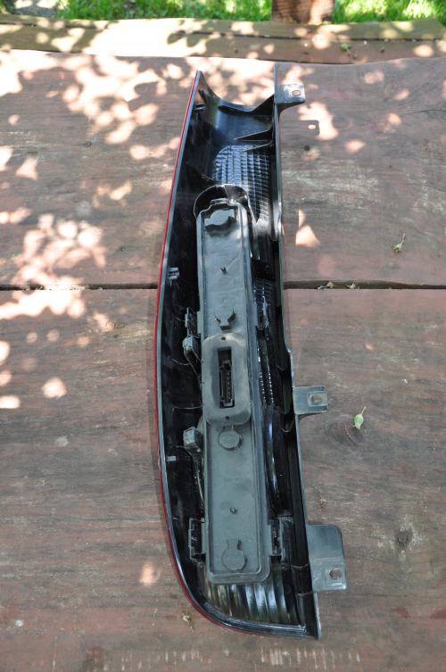 Mercedes-Benz - Vito - W639 - Osob./Tow.- (2004 - 2010) - Oświetlenie / Lampa tylna  prawa