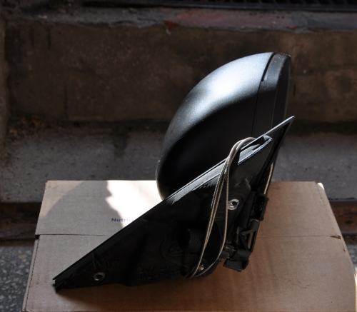 Skoda - Fabia - 5 drzwi - (2007 - 2010) - Lusterka / Prawe ręczne wewnętrznie regulowane