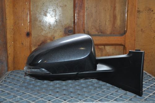 Toyota - Yaris - 3 drzwi - (2011 - 2014) - Lusterka /  Prawe elektryczne