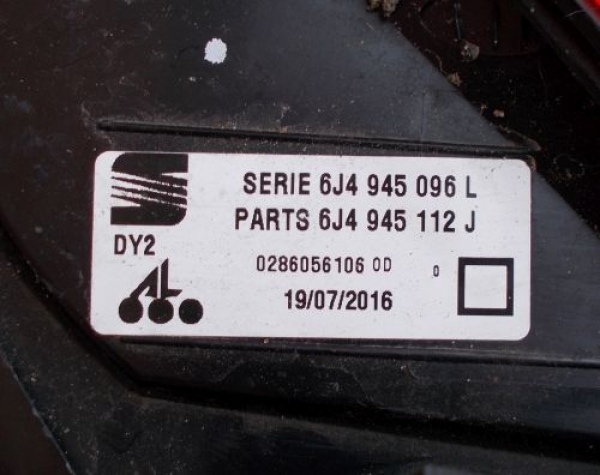 Seat - Ibiza - (2017-) - Oświetlenie / Lampa tylna  prawa