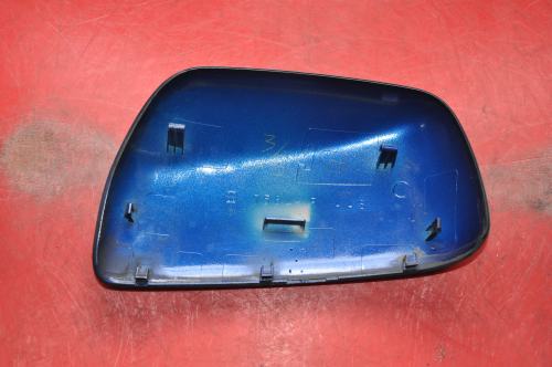 Toyota - RAV 4 - 5 drzwi - (2000 - 2003) - Lusterka / Obudowa strona prawa