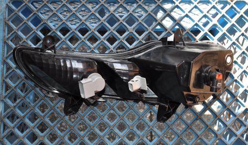 Ford - Kuga - (2013 - 2016) - Oświetlenie / Halogen prawy