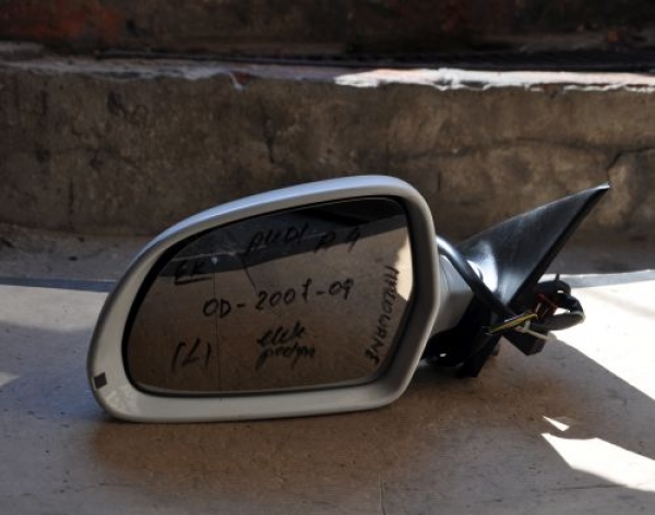 Audi - A4 - (2007 - 2012) - Lusterka /  Lewe elektryczne