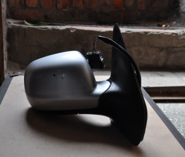 Volkswagen - Golf IV - 3 drzwi - (1997 - 2003) - Lusterka /  Prawe elektryczne