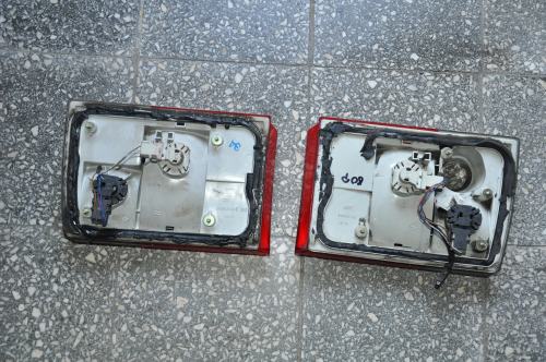 Audi - 80 - (1991 - 1996) - Oświetlenie / Lampa tylna lewa wewnętrzna