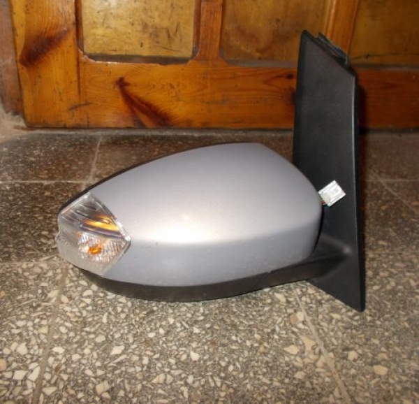 Ford - C-Max - (2010 - 2015) - Lusterka /  Prawe elektryczne