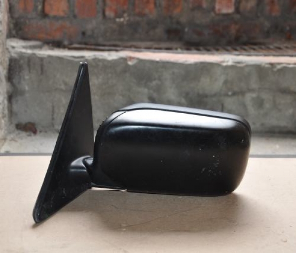 BMW - Seria 3 - E36 - Kombi - (1995 - 1997) - Lusterka /  Lewe elektryczne