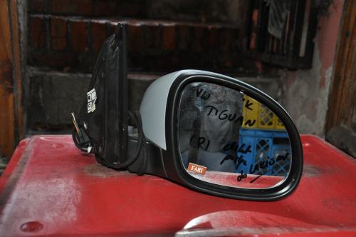 Volkswagen - Tiguan - (2011 - 2016) - Lusterka /  Prawe elektryczne