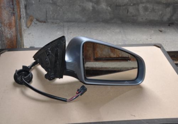 Audi - A6 - Kombi - (2005 - 2008) - Lusterka /  Prawe elektryczne