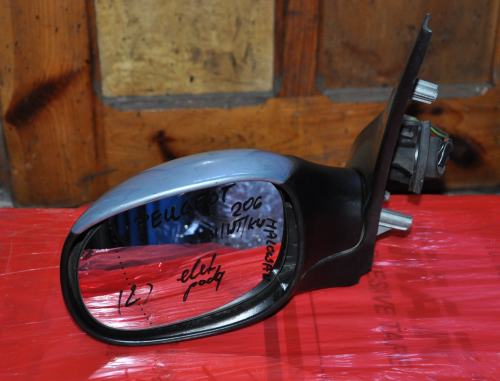 Peugeot - 206 - 3 drzwi - (2003 - 2009) - Lusterka /  Lewe elektryczne